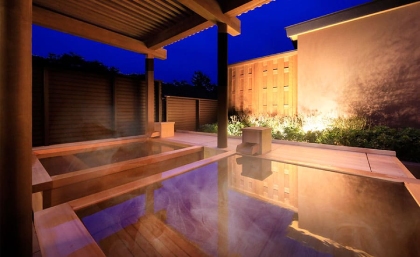 Room with private onsen